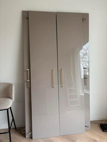 IKEA Pax Forsand deuren met messing grepen - afbeelding 1 IKEA Pax Forsand deuren met messing grepen - afbeelding 1