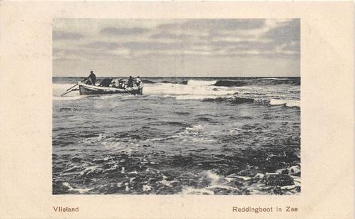 AS242 Vlieland Reddingsboot jaren 20, Verzamelen, Ansichtkaarten | Nederland, Gelopen, Waddeneilanden, 1920 tot 1940, Ophalen of Verzenden