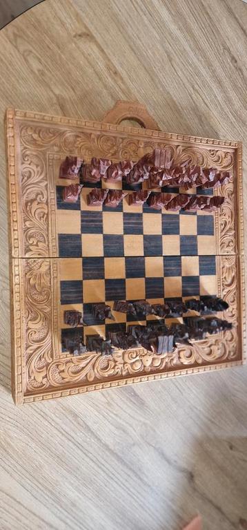 Balinese oorlogsgoden schaakbord