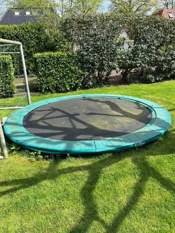 grote trampoline "voor weinig"