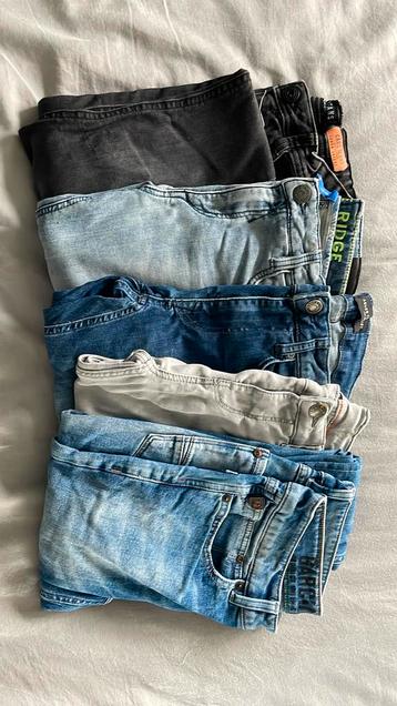 5 spijkerbroeken voor ca 15 jaar