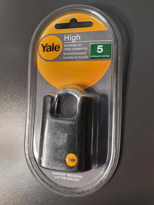 Yale High Series Y121/40 voor vochtige en natte omgeving, Motoren, Accessoires | Sloten, Nieuw, Ophalen of Verzenden