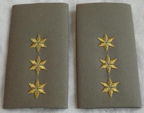 Rang Onderscheiding, Regenjas, Kapitein, KL, vanaf 2000.(1), Verzamelen, Militaria | Algemeen, Landmacht, Overige typen, Nederland