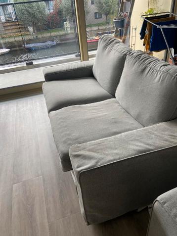 Twee grijze 2-zits banken (IKEA KIVIK) 190x95x83cm - afbeelding 3 Twee grijze 2-zits banken (IKEA KIVIK) 190x95x83cm - afbeelding 3