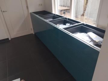 IKEA PAX MALM BESTA MONTAGE EN MEER GORDIJNEN TV'S OPHANGEN - afbeelding 5 IKEA PAX MALM BESTA MONTAGE EN MEER GORDIJNEN TV'S OPHANGEN - afbeelding 5