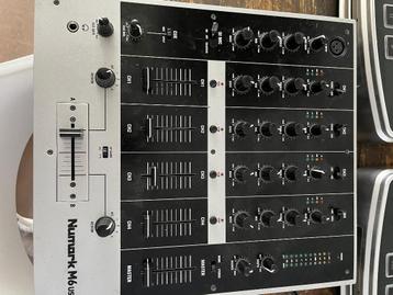 Numark M6 Mixer - Uitstekende Geluidscontrole!
