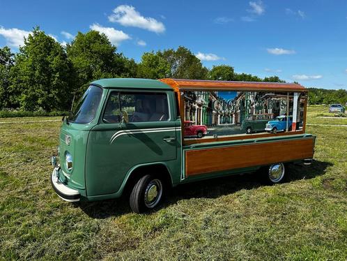 Volkswagen T2b pickup “cigarbus” (foodtruck) bouwjaar 1977, Auto's, Oldtimers, Particulier, Ophalen