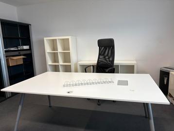 IKEA Galant Bureau/werktafel breed 160 x diep 110 - afbeelding 3 IKEA Galant Bureau/werktafel breed 160 x diep 110 - afbeelding 3