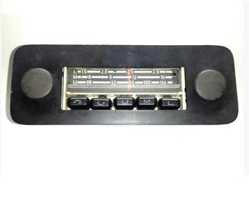 vintage Autoradio van Auto retro verzameling radio grundig