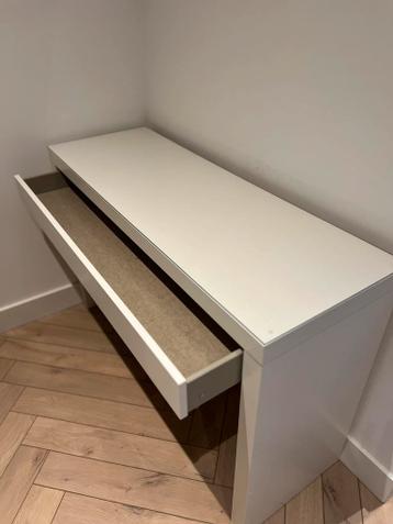 Kaptafel MALM IKEA wit 120x41 - afbeelding 6 Kaptafel MALM IKEA wit 120x41 - afbeelding 6