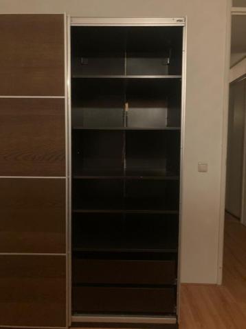 IKEA PAX kledingkast met glazen schuifdeuren - afbeelding 2 IKEA PAX kledingkast met glazen schuifdeuren - afbeelding 2