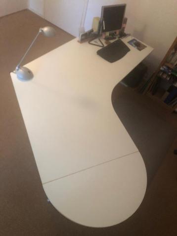 Bureau EFFEKTIV van IKEA - afbeelding 3 Bureau EFFEKTIV van IKEA - afbeelding 3