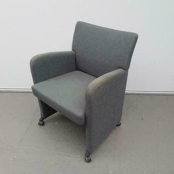 Partij KINNARPS REMUS grijs gestoffeerde fauteuils / stoelen