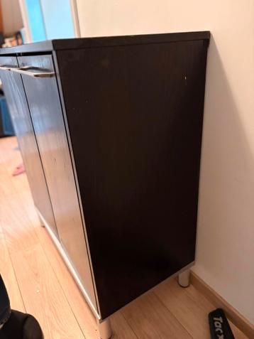 Gratis IKEA Effektiv kast - Zelf ophalen incl 2 trappen! - afbeelding 8 Gratis IKEA Effektiv kast - Zelf ophalen incl 2 trappen! - afbeelding 8