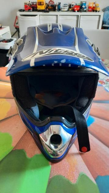 Junior Nitro racing MX422 crossmotor helm maat M 