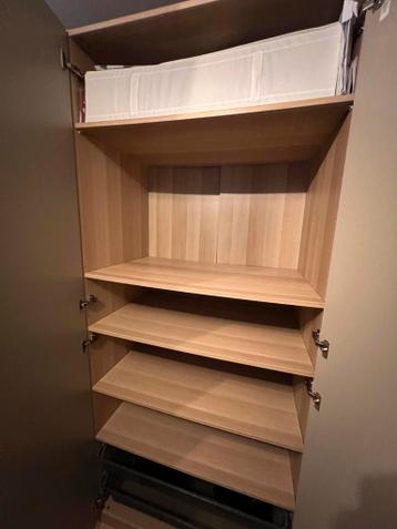 IKEA Pax Kasten - Taupe deuren, groene hendels - afbeelding 7 IKEA Pax Kasten - Taupe deuren, groene hendels - afbeelding 7