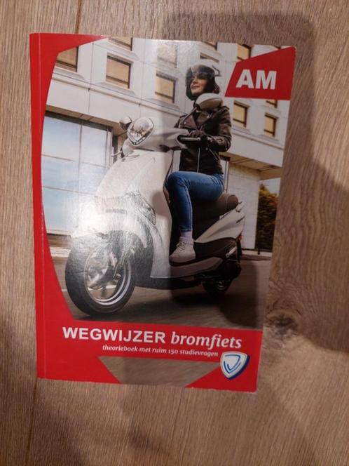 Wegwijzer Bromfiets theorieboek, Fietsen en Brommers, Handleidingen en Instructieboekjes, Zo goed als nieuw, Ophalen of Verzenden