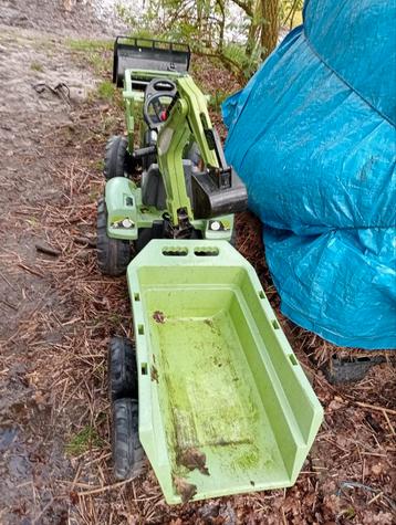 Tractor Claas met toebehoren 