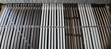 Ikea Bedframe MALM, met 2 bedlades, zwartbruin, 160x200 - afbeelding 3 Ikea Bedframe MALM, met 2 bedlades, zwartbruin, 160x200 - afbeelding 3