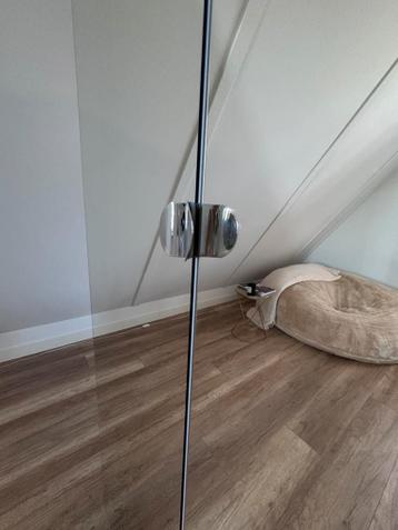 IKEA PAX kledingkast – met spiegels & 2 hangroedes - afbeelding 3 IKEA PAX kledingkast – met spiegels & 2 hangroedes - afbeelding 3