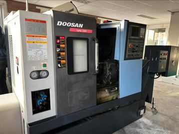 CNC draaibank Doosan Lynx 220