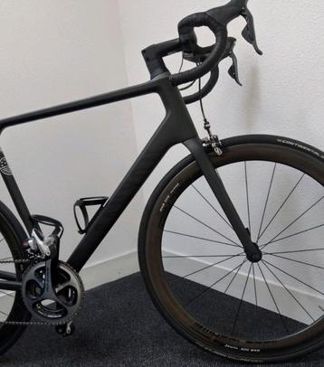 Canyon ultimate 9.0 dura ace di2 wheeltec carbon wielen