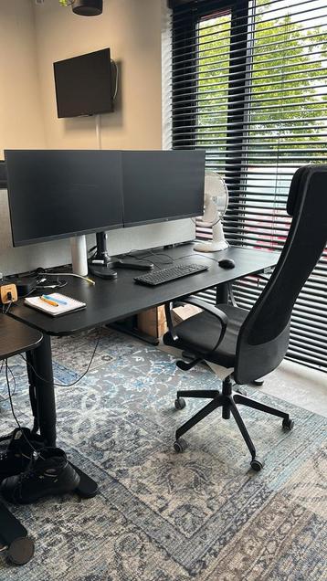 Ikea Bekant elektrische zit/sta bureau - afbeelding 1 Ikea Bekant elektrische zit/sta bureau - afbeelding 1
