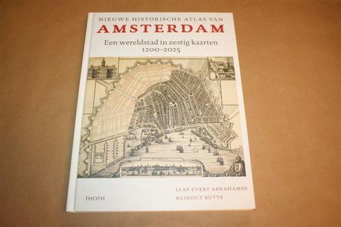 Nieuwe Historische Atlas van Amsterdam - 1200-2025, Boeken, Atlassen en Landkaarten, Zo goed als nieuw, Ophalen of Verzenden