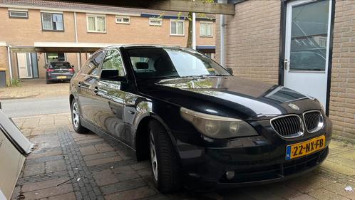 BMW 520i AUT 2004 zwart cilinder 6 misfire, Auto's, BMW, Particulier, 5-Serie, Benzine, D, Sedan, Automaat, Origineel Nederlands