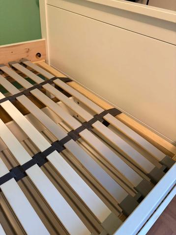 Eénpersoons bed Ikea Hemnes 90x200 - afbeelding 6 Eénpersoons bed Ikea Hemnes 90x200 - afbeelding 6