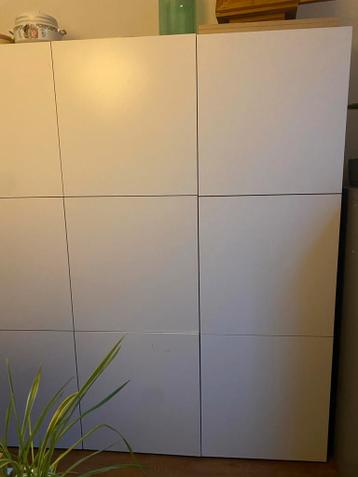 IKEA BESTÅ kast met deuren - afbeelding 1 IKEA BESTÅ kast met deuren - afbeelding 1