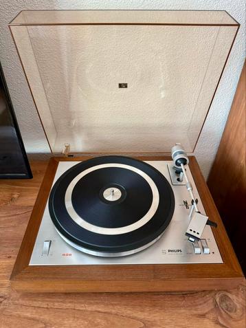 Philips 408 platenspeler en Teleton A390 Stereo HiFi Amp.