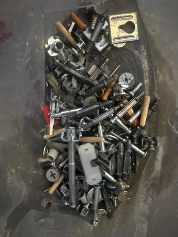 IKEA Pax Kast Scharnieren & Onderdelen - afbeelding 2 IKEA Pax Kast Scharnieren & Onderdelen - afbeelding 2