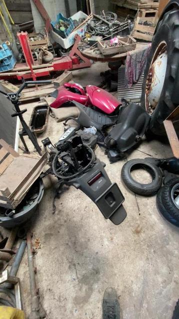 2 scooter’s kymco, Peugeot