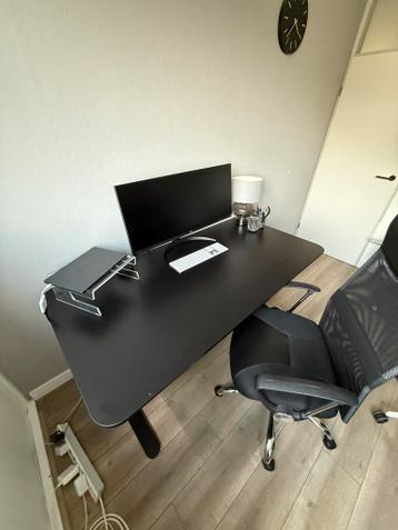 IKEA bekant bureau zwart 160x80 - afbeelding 2 IKEA bekant bureau zwart 160x80 - afbeelding 2