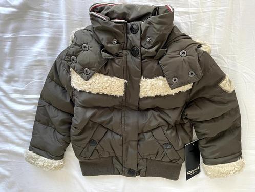 Warme winterjas Reset 104 meisje kleur leger groen capuchon, Kinderen en Baby's, Kinderkleding | Maat 104, Nieuw, Meisje, Jas