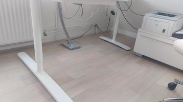 Ikea Bekant hoekbureau - afbeelding 6 Ikea Bekant hoekbureau - afbeelding 6