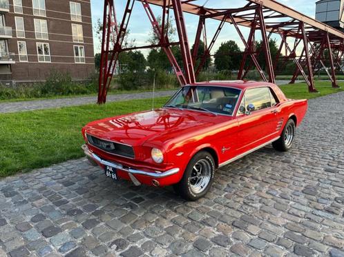 Ford Mustang 2DR Hardtop 289 V8, Auto's, Ford Usa, Particulier, Mustang, Airconditioning, Radio, Benzine, Coupé, Automaat, Rood