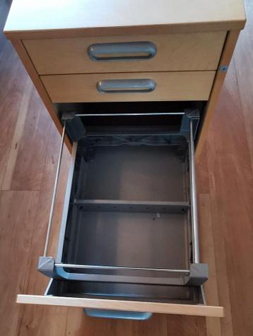 Ikea Effektiv Ladenblok Bureau - Met Wielen - afbeelding 4 Ikea Effektiv Ladenblok Bureau - Met Wielen - afbeelding 4