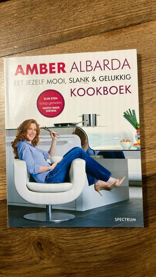 Amber Albarda - Eet jezelf mooi, slank & gelukkig Kookboek, Boeken, Gezondheid, Dieet en Voeding, Zo goed als nieuw, Ophalen of Verzenden