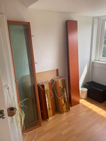 IKEA Billy boekenkasten met glazen deuren, 2 stuks, 4 deuren - afbeelding 7 IKEA Billy boekenkasten met glazen deuren, 2 stuks, 4 deuren - afbeelding 7