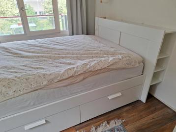 Ikea BRIMNES bed met headboard en lattebodems - afbeelding 1 Ikea BRIMNES bed met headboard en lattebodems - afbeelding 1