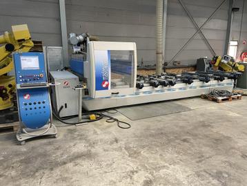 CNC bewerkingscentrum bovenfrees machine Masterwood Project 