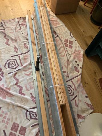 Houten bedframe IKEA matrasbodem Lyngör - afbeelding 5 Houten bedframe IKEA matrasbodem Lyngör - afbeelding 5