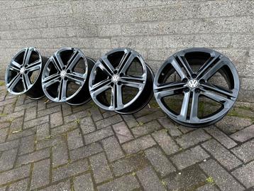 17 inch originele VW Polo R line Mallory velgen