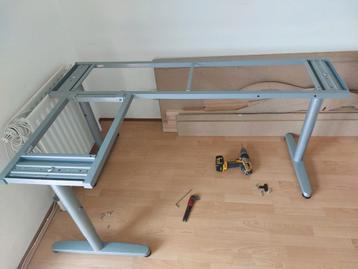 Hoekbureau - afbeelding 4 Hoekbureau - afbeelding 4