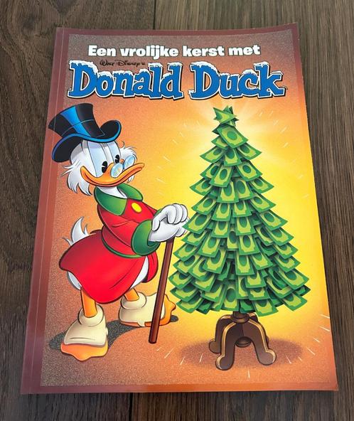 Een vrolijke kerst met Donald Duck (2014) Disney kerstcadeau, Boeken, Stripboeken, Zo goed als nieuw, Eén stripboek, Verzenden