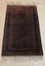 Perzisch handgeknoopt tapijt Beloudj Baluchi 136/85