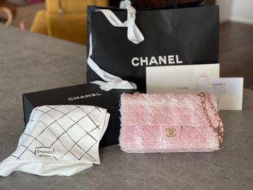 Chanel Tweed Double Flap Bag Medium Pink Tweed met Champagne