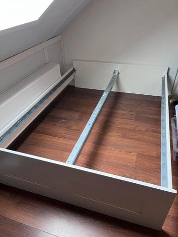 Gratis malm ikea 140x200 bedframe (let op; incompleet) - afbeelding 1 Gratis malm ikea 140x200 bedframe (let op; incompleet) - afbeelding 1